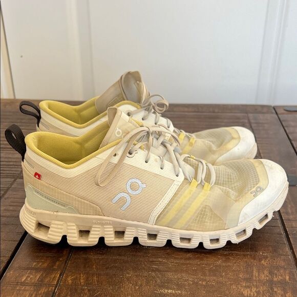 On Cloud Women's Running Shoes White Yellow Shift Vapor US Sz 8 - Picture 1 of 11